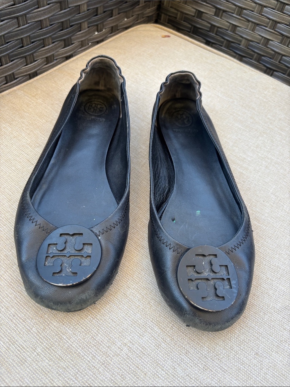 Tory Burch Black Leather Logo Round-Toe Ballet Flats